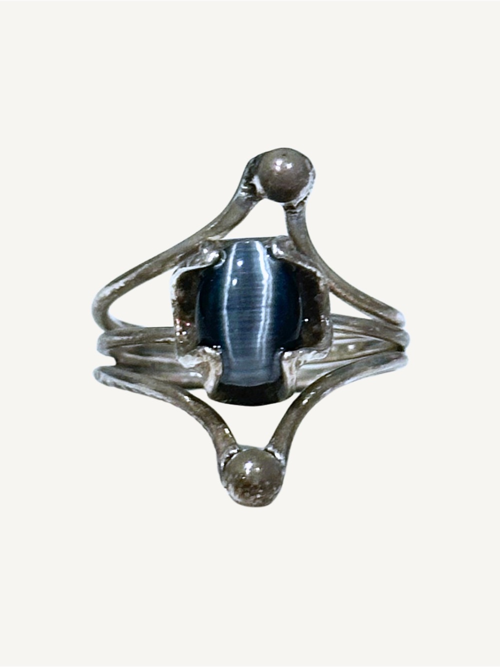 Sterling Silver Chatoyant Cat’s Eye Ring Size 4.75 Vintage Wirework
